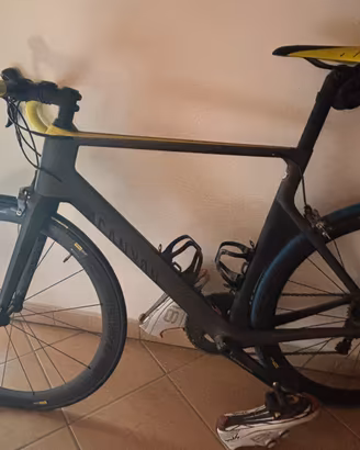 Bicicletta da corsa Canyon aeroad CF SLX 7.0