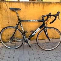 Bici fuji corsa carboni