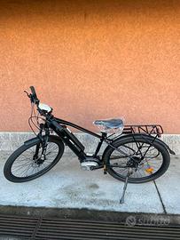 Bici elettrica E-URBAN CROSS