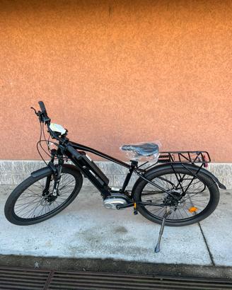 Bici elettrica E-URBAN CROSS