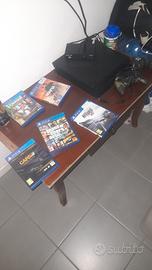 PS4 +5 giochi+ joystick 
