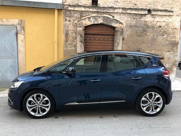 RENAULT SCENIC SPORT