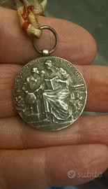 bellissimaa medaglia con nastrino 1850 1890 circa