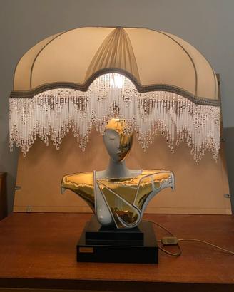 Lampada Carpié con figura di donna stilizzata fira