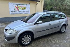 Renault Megane Mégane 1.6 16V Grandtour Luxe