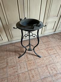 Lavabo antico in ferro battuto