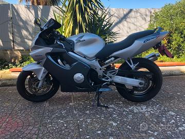 Honda cbr 600 f 2002