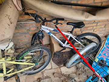 2 biciclette da 5 a 8 anni 