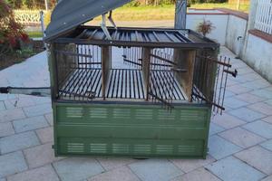 Rimorchio per trasporto animali uso sportivo