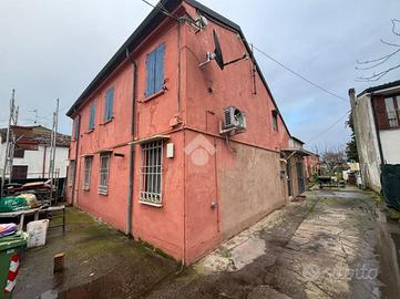 CASA INDIPENDENTE A SAN GIORGIO BIGARELLO