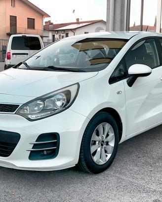 Kia Rio 1.1 CRDi 5p. Cool