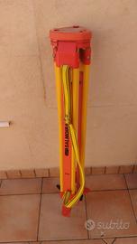 Cavalletto treppiedi per tacheometri e teodoliti