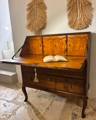 Scrittoio antico in legno messello