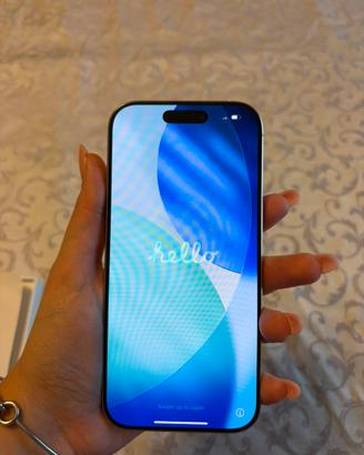 Iphone 16 Pro 256 gb Titanio Bianco