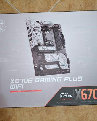 Scheda Madre MSI X670E + SSD 500GB + altro