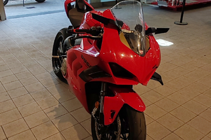 Ducati panigale v4 2022