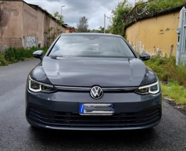 Volkswagen Golf 8