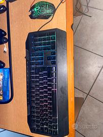 Trust GXT Tastiera Gaming RGB + Mouse Gaming