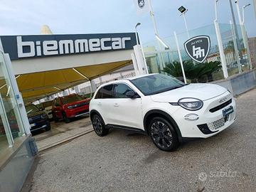 FIAT 600 Hybrid 100 CV DCT MHEV La Prima i.e