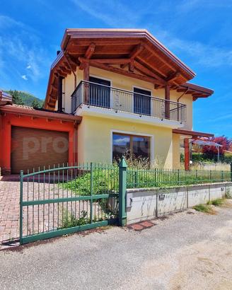 Villa bifamiliare Pizzoli [Cod. rif 3280152VRG]