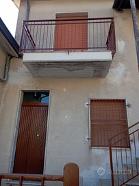 Casa indipendente+ Garage+ Terreno