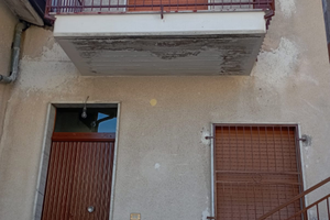 Casa indipendente+ Garage+ Terreno