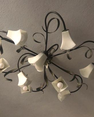 Lampadario in ferro battuto
