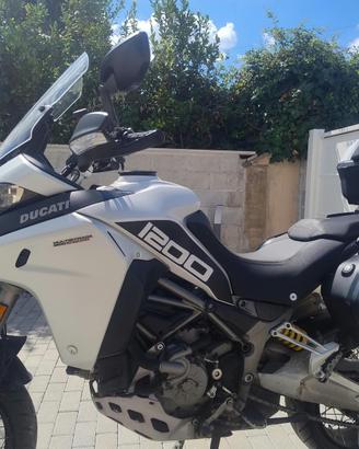 Ducati multistrada enduro 1200