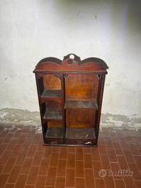 Scaffale Pensile in Legno