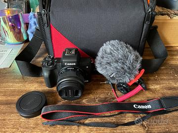 Canon EOS M50 kit completo (15-45mm + microfono +