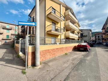 Bosa Appartamento di Charme 2 Ingressi e Cortile