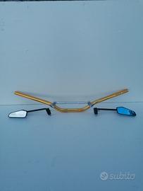 Manubrio cross e specchi rizoma per naked 