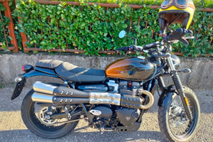 Triumph scrambler 900 stealth edition (M.Y. 2024)