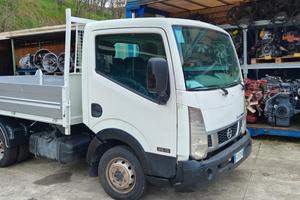 Nissan cabstar nt400 ribaltabile 2015