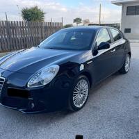Alfa Romeo Giulietta 1.6 JTDm-2 105 CV Distinctive