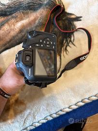 fotocamera canon 1200d