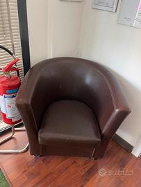 Poltrona in ecopelle