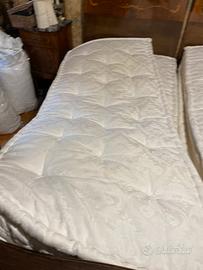 Materassi singoli pura lana (macchiati con aloni)