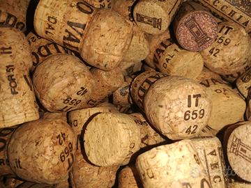 1000 tappi di sughero usati