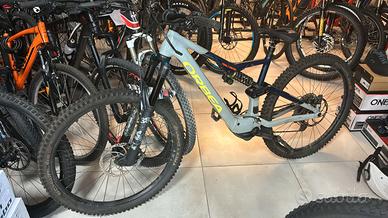Orbea Rise H30 2023 Tg. L con 1800 km