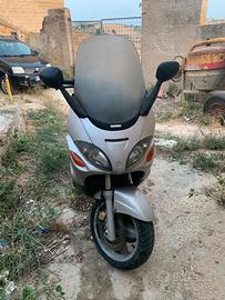 ? Piaggio x9