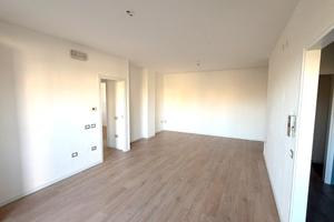 Appartamento con ingresso indipendente e cortile