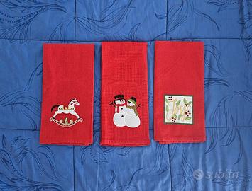 3 Tovagliette Ricamate Rosse da Colazione, Cucina