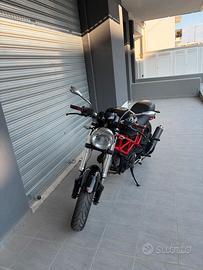 Ducati monster 695