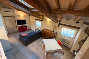 Ultimo piano con ascensore meraviglioso