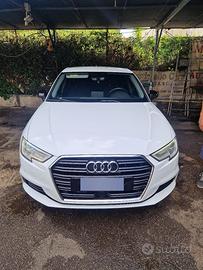 Audi a3 S.tronic 1.6 110cv Cambio automatico 