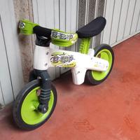 Bicicletta bimbo senza pedali