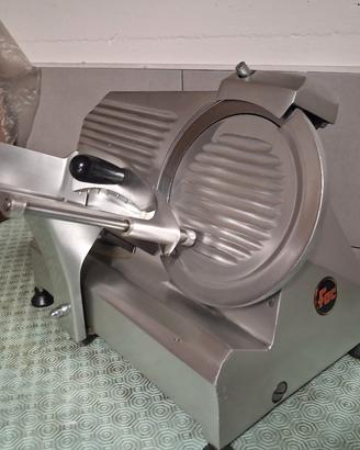 AFFETTATRICE FAC 220 AF