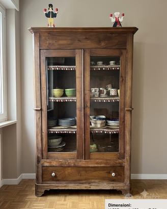 Affascinante Credenza Vetrina Antica in Legno