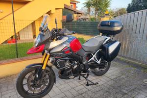 Suzuki V Strom 1000 Abs + XF 650 Freewind